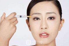 丰太阳穴好处有哪些？是自体脂肪好还是打玻尿酸好？