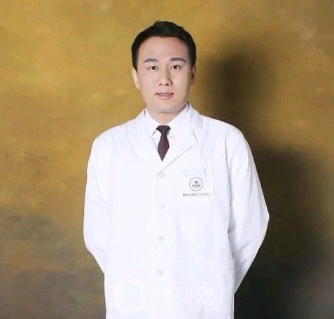 陈超群