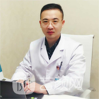 李辉