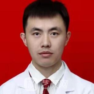 范明明
