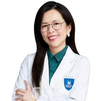 周薇