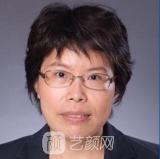 周立英