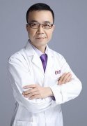 王世勇跟王振军哪个医生修复眼睛技术，哪个医生技术和反馈比较好呢?