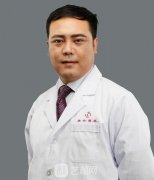 重庆董开云做双眼皮怎么样?有朋友知道吗？