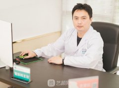 曹思佳双眼皮修复技术怎么样？医生口碑怎么样？