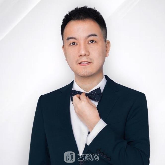 尹旭东