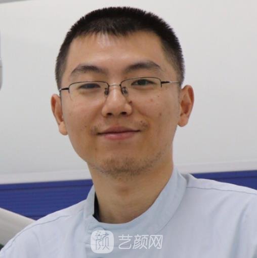 丁磊
