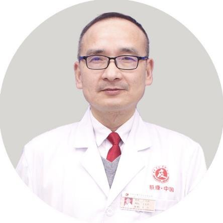 李正彬