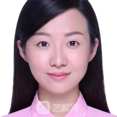 于一佳
