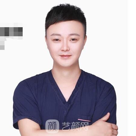 张泉萍
