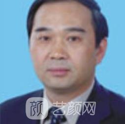 王建国