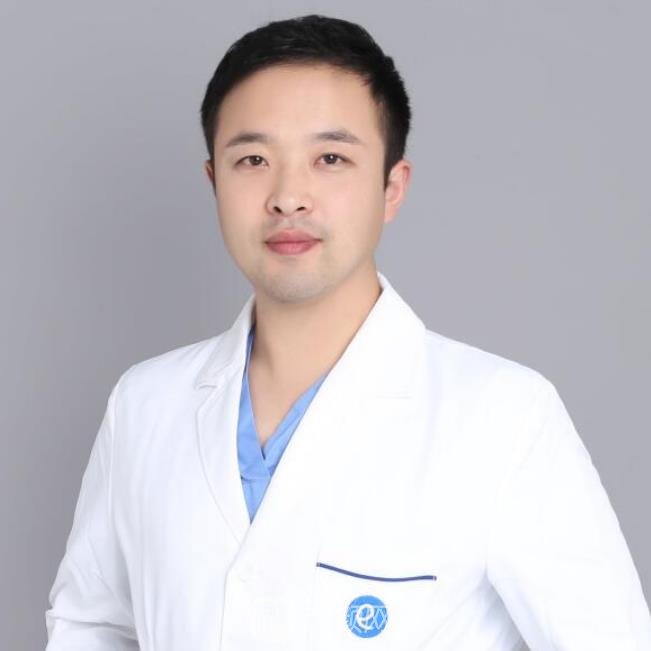 高明修