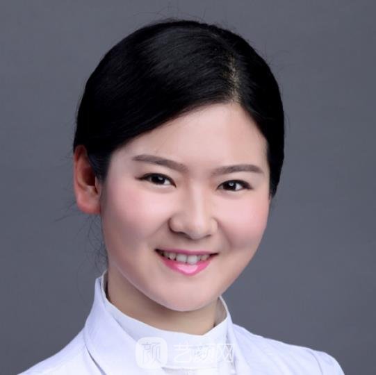 熊蕾