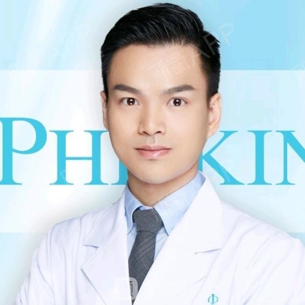 杨铠源