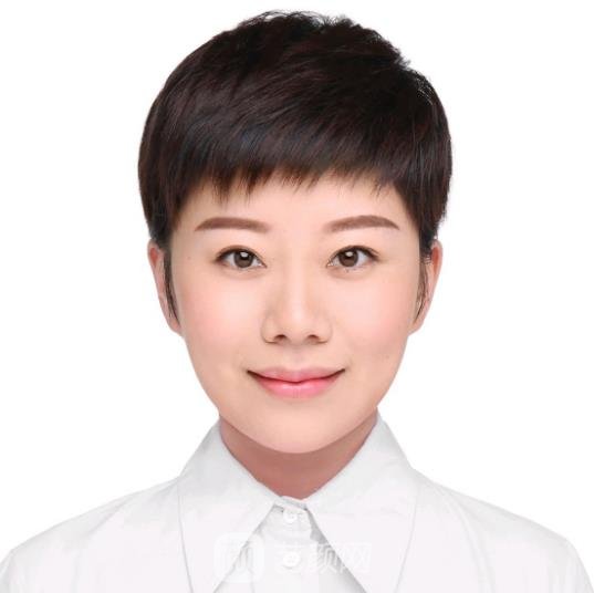 范明明