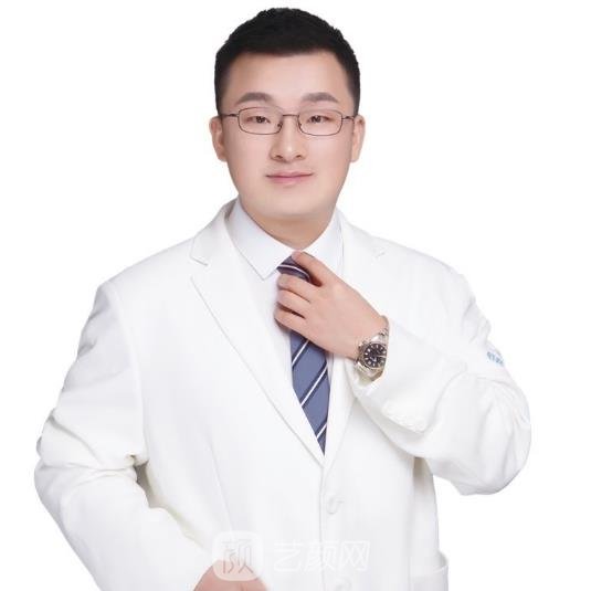管勇智