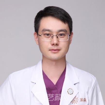 王彦坤