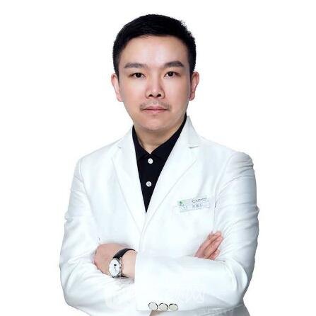 周鹏起