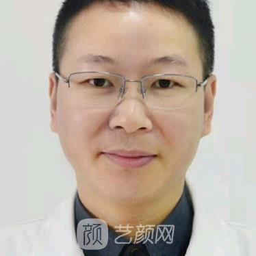 余润德