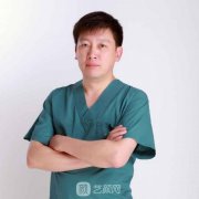 做双眼皮整形的赵红艺和李斌斌哪个更厉害一些?