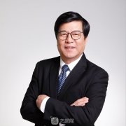 瑞丽天承冯立哲做面部提升除皱果怎么样?