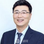李劲良和李长赋哪个做鼻子厉害？