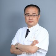 哈尔滨整形医生王海刚和吴谦哪个做鼻部手术好?