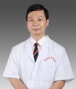 广州韩妃沈绍勇和牟北平哪个隆鼻更好?