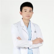 广州李闯鼻子怎么样?半肋骨隆鼻大概多少钱?