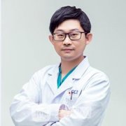 张清峰做脂肪丰胸果好吗？张清峰做脂肪丰胸多少钱？