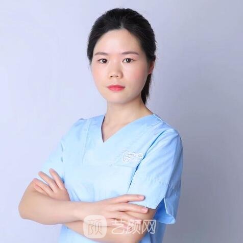 李君艳