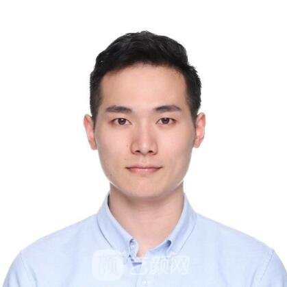 陈伟