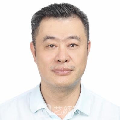 黄永南