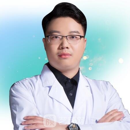 李普育