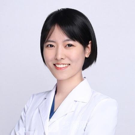 李旭莹