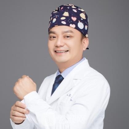 潘延斌
