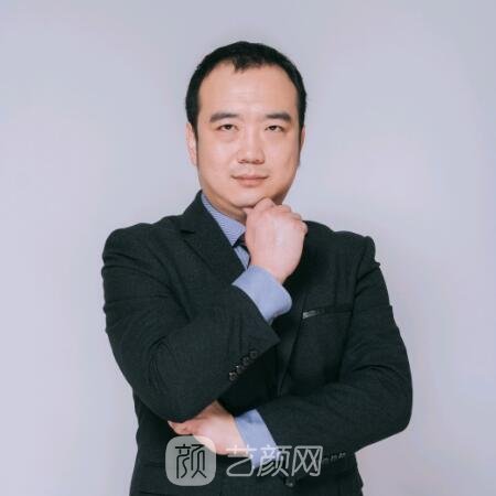 赵巍