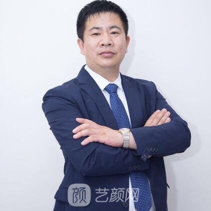 董磊
