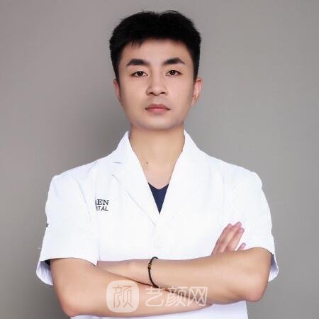 李秦凯