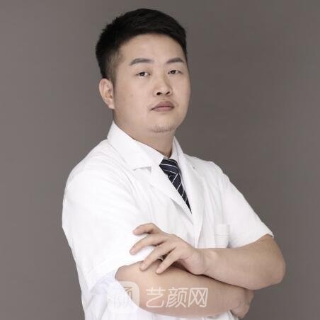 何奇
