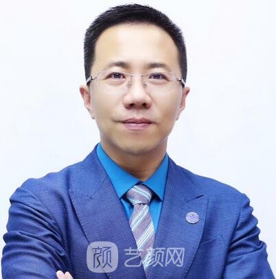 杨晓楠