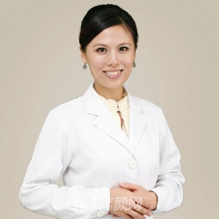 郑佳玮