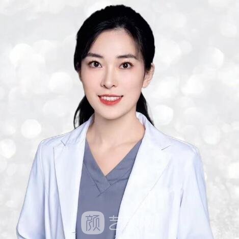 吴小凡