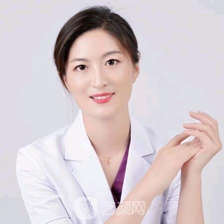 王晓菲