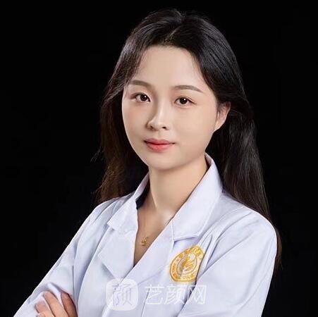 罗婷