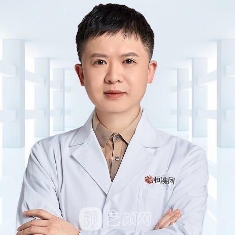 李明
