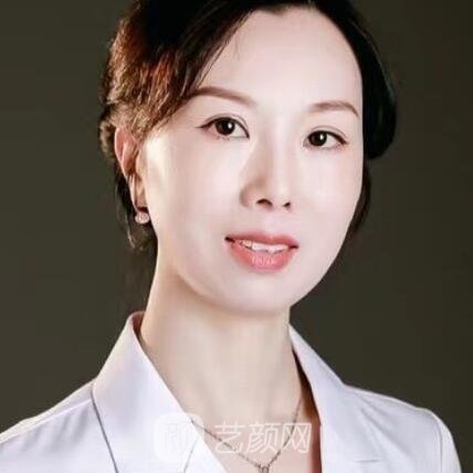 黄丹丹