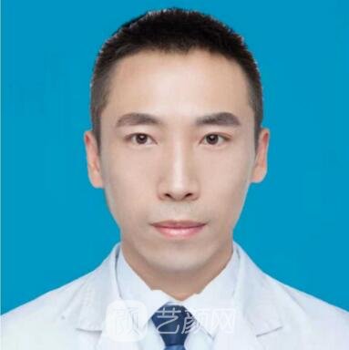 李东