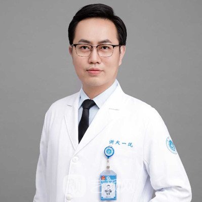 雷睿