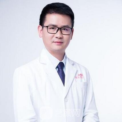 杨桢梁